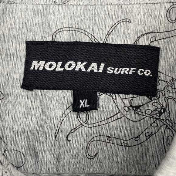 Molokai Surf Co Mens Size XL Button Down Shirt Gray Under the Sea Print Shirt - Picture 4 of 5